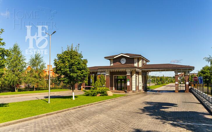 2-этажный коттедж 240 м² с отделкой