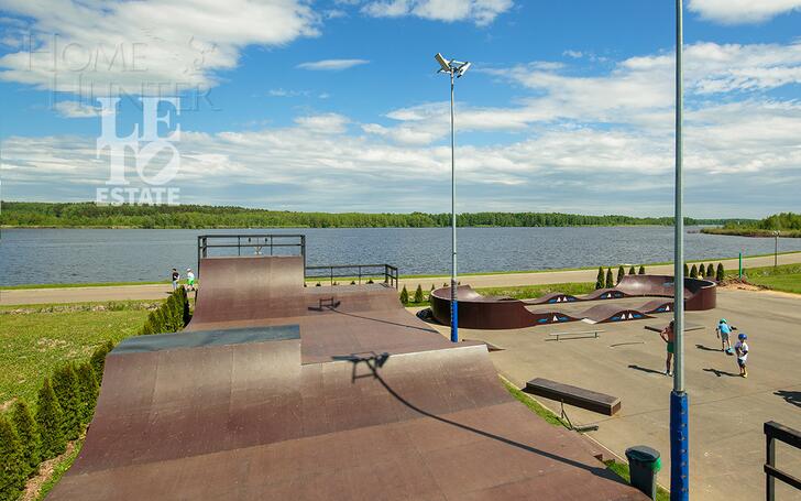 2-этажный коттедж 590 м² без отделки
