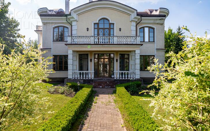 2-этажный коттедж 675 м² с отделкой