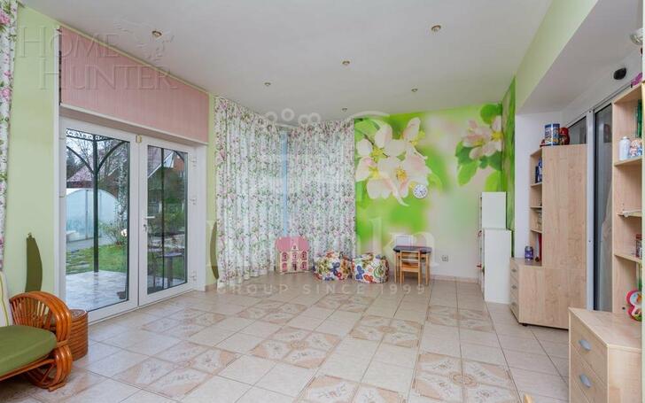 3-этажный коттедж 500 м² с отделкой