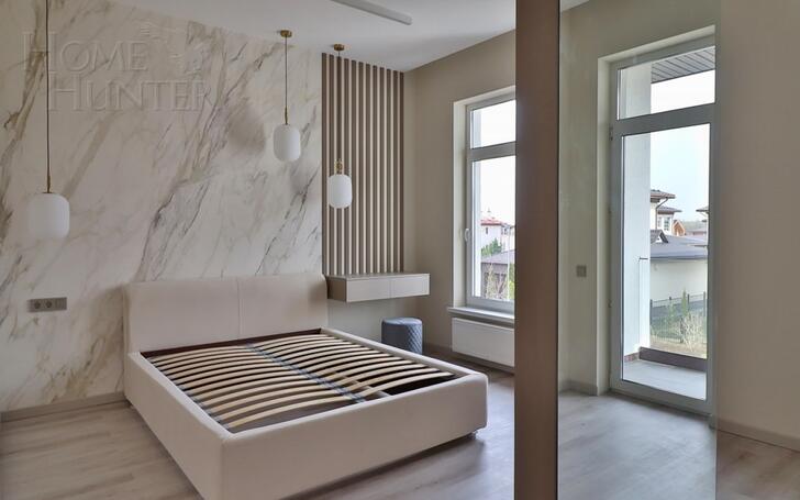 2-этажный коттедж 240 м² с отделкой