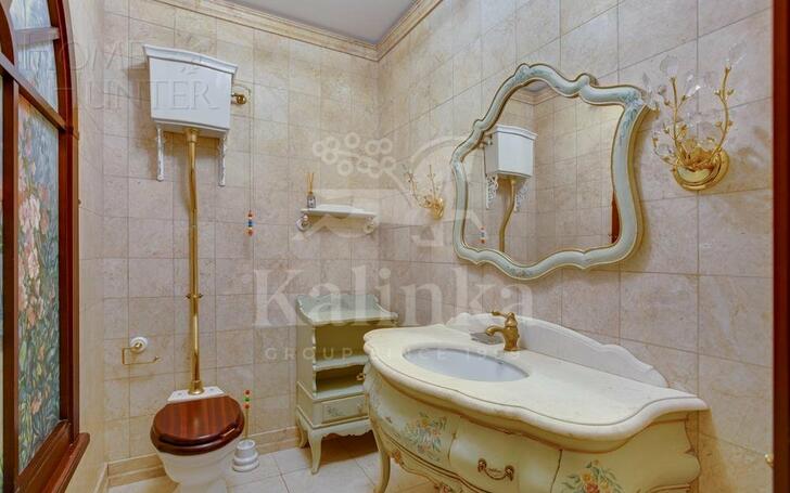 3-этажный коттедж 500 м² с отделкой