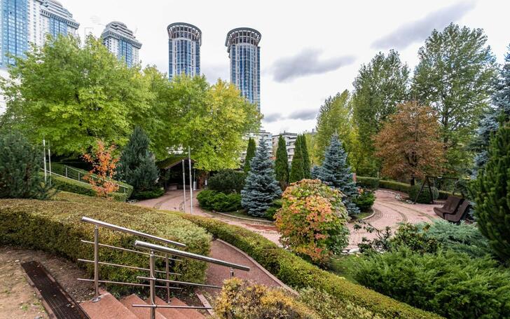 5-КОМН. КВАРТИРА С ОТДЕЛКОЙ 290 М² НА 2 ЭТАЖЕ