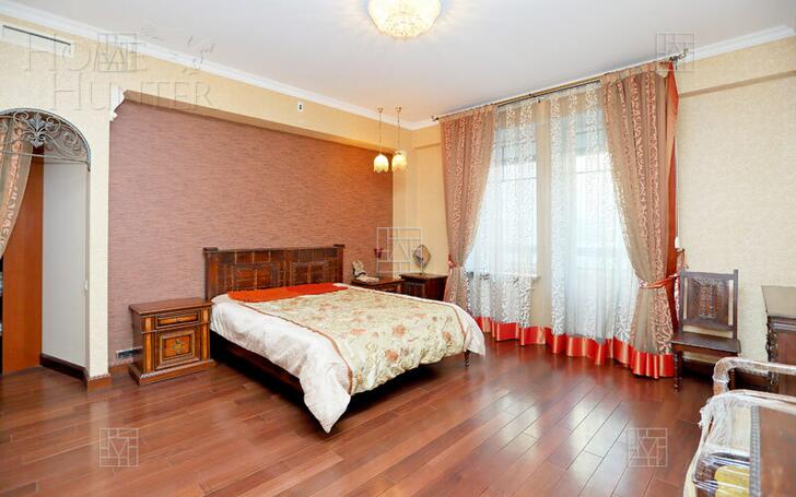 4-КОМН. КВАРТИРА С ОТДЕЛКОЙ 241 М² НА 2 ЭТАЖЕ