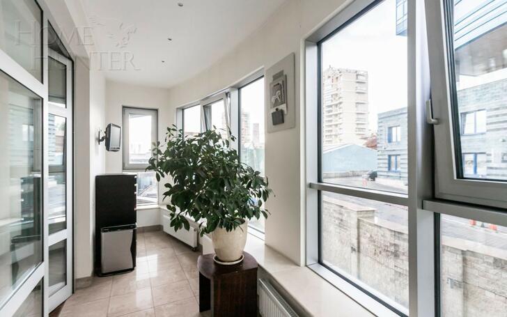 5-КОМН. КВАРТИРА С ОТДЕЛКОЙ 290 М² НА 2 ЭТАЖЕ