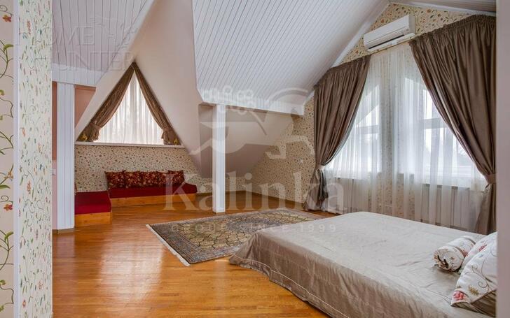 3-этажный коттедж 500 м² с отделкой