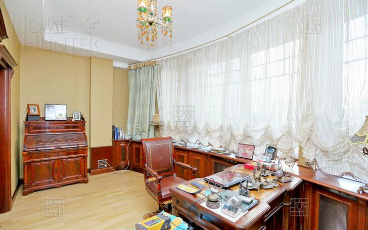4-КОМН. КВАРТИРА С ОТДЕЛКОЙ 241 М² НА 2 ЭТАЖЕ