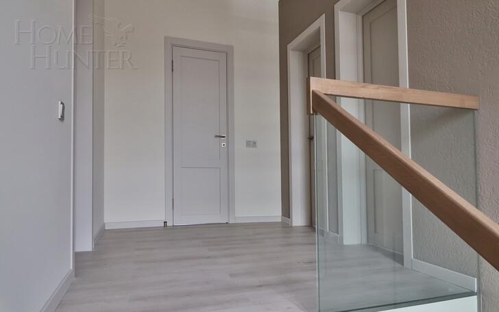 2-этажный коттедж 240 м² с отделкой