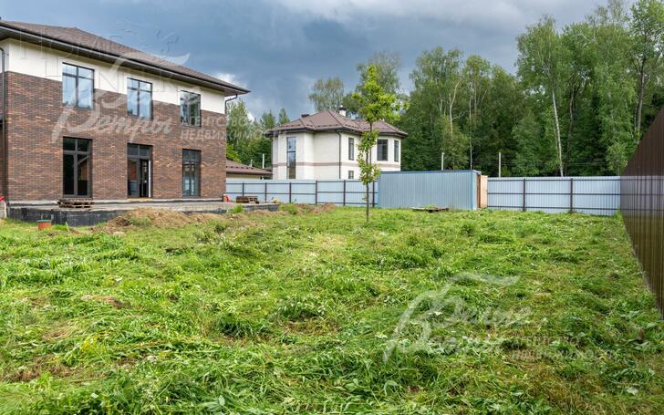 2-этажный коттедж 427.9 м² без отделки