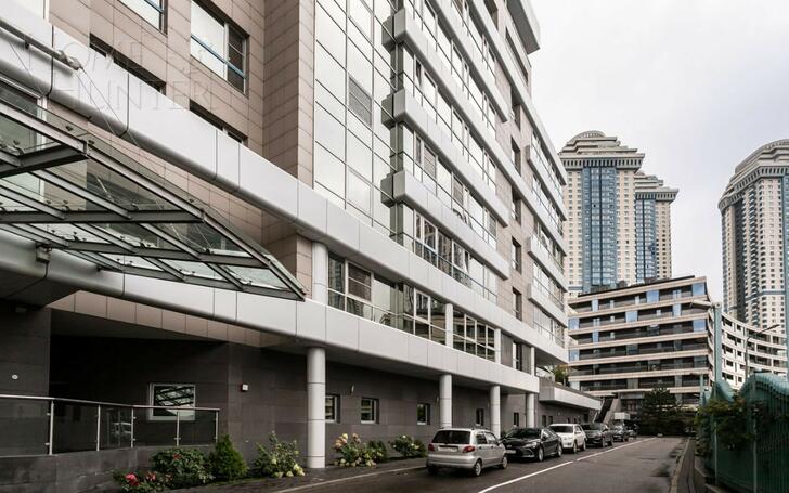 5-КОМН. КВАРТИРА С ОТДЕЛКОЙ 290 М² НА 2 ЭТАЖЕ