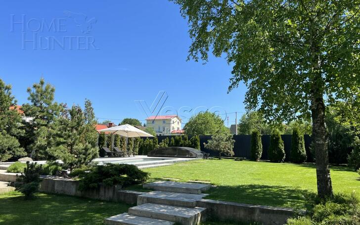 2-этажный коттедж 470 м² с отделкой
