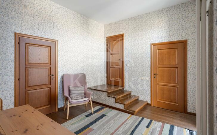 2-этажный таунхаус 220 м² с отделкой