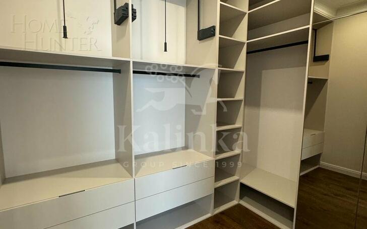 3-этажный таунхаус 240 м² с отделкой