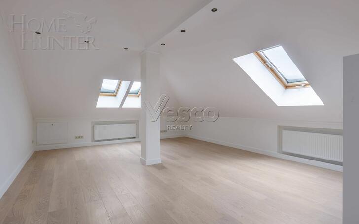 2-этажный коттедж 1 378 м² с отделкой
