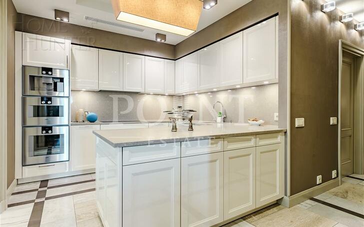 4-КОМН. КВАРТИРА С ОТДЕЛКОЙ 170 М² НА 32 ЭТАЖЕ