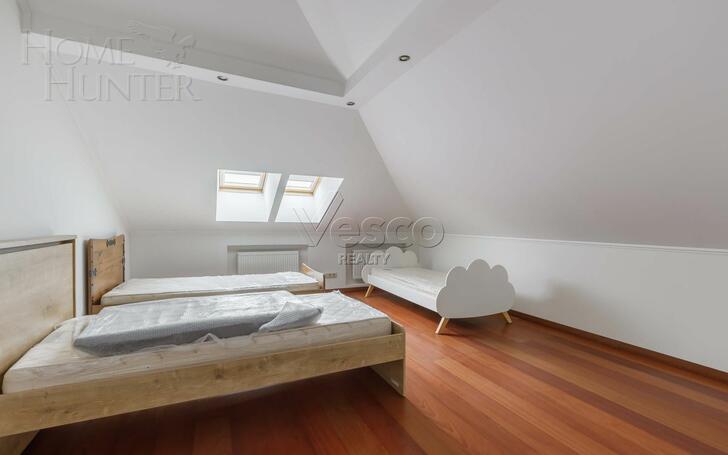 2-этажный коттедж 1 378 м² с отделкой