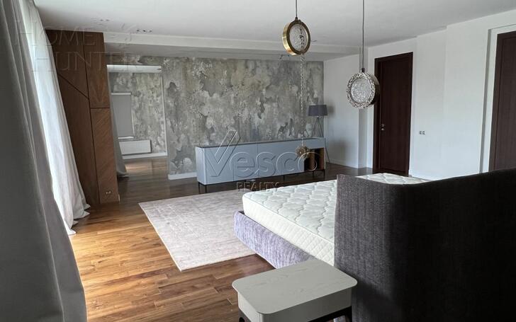2-этажный коттедж 470 м² с отделкой