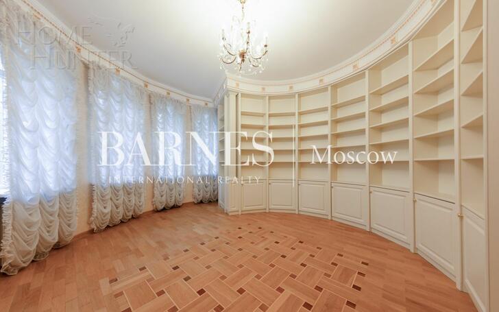 2-этажный коттедж 1 250 м² с отделкой