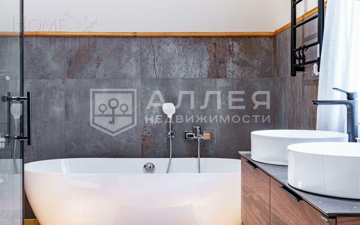 2-этажный коттедж 220 м² с отделкой