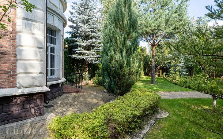 2-этажный таунхаус 350 м² с отделкой