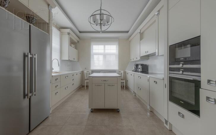 2-этажный коттедж 500 м² с отделкой