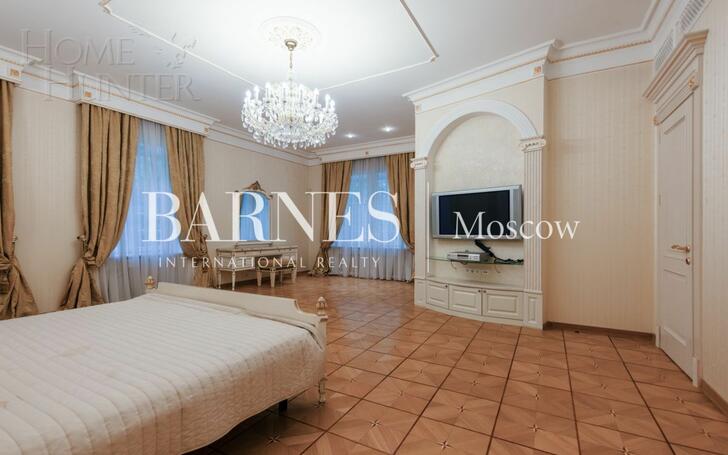 2-этажный коттедж 1 250 м² с отделкой