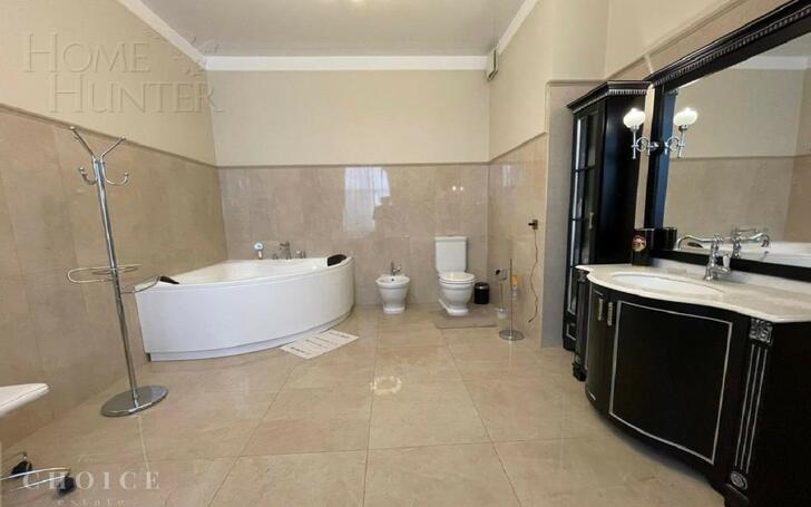 2-этажный таунхаус 350 м² с отделкой