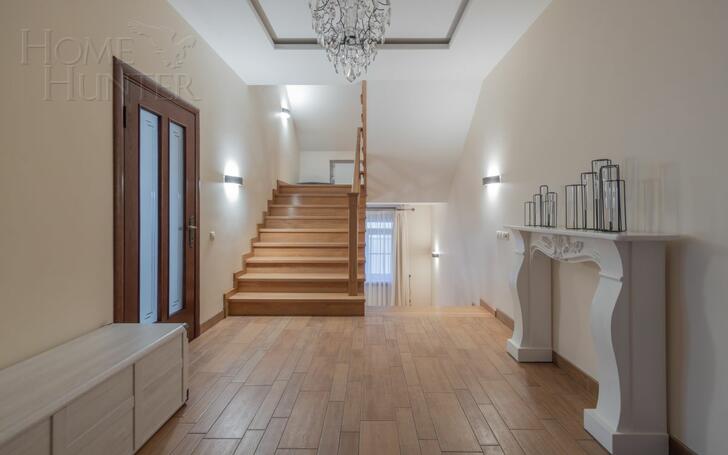 2-этажный коттедж 500 м² с отделкой