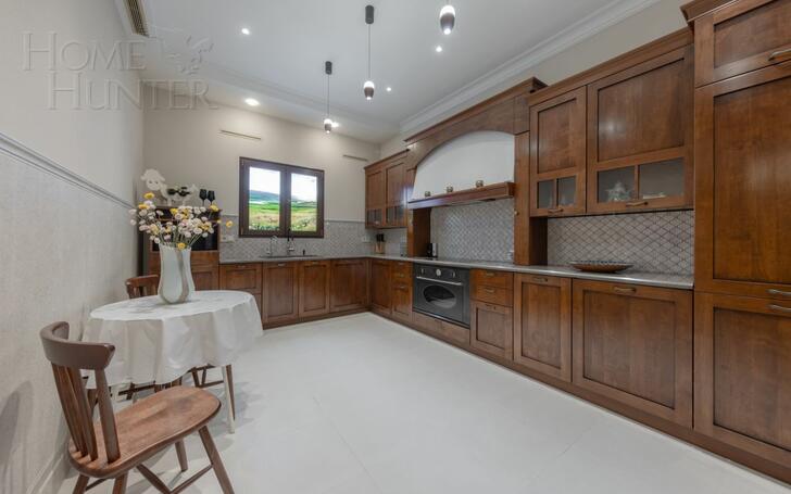 2-этажный коттедж 500 м² с отделкой