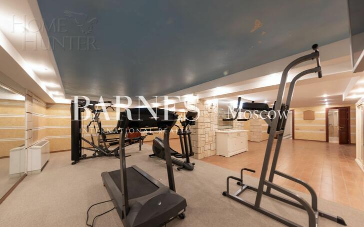 2-этажный коттедж 1 250 м² с отделкой