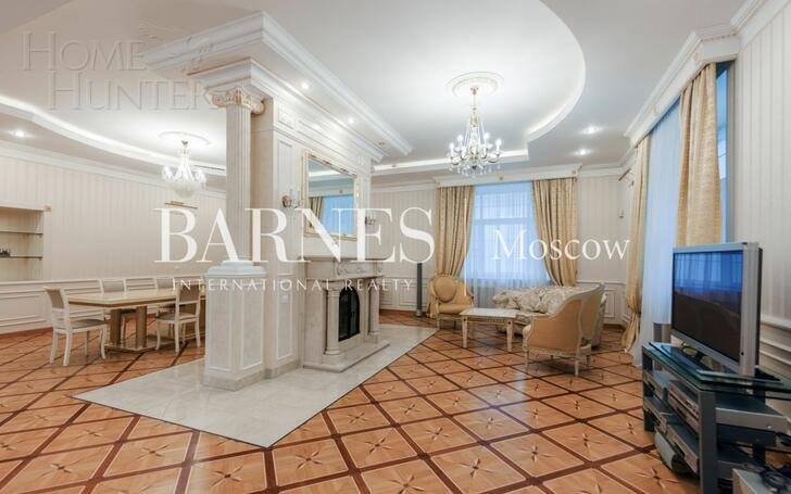 2-этажный коттедж 1 250 м² с отделкой