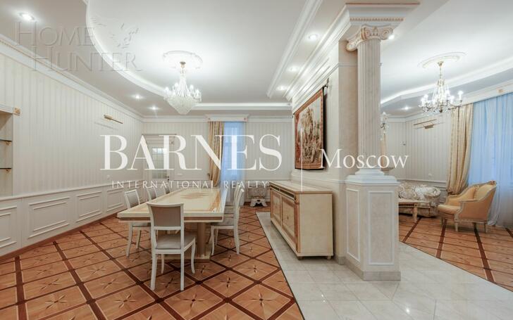 2-этажный коттедж 1 250 м² с отделкой