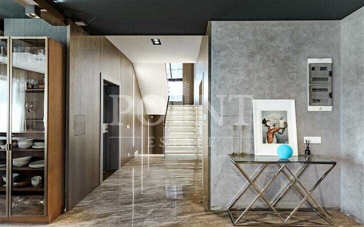 2-этажный коттедж 600 м² с отделкой