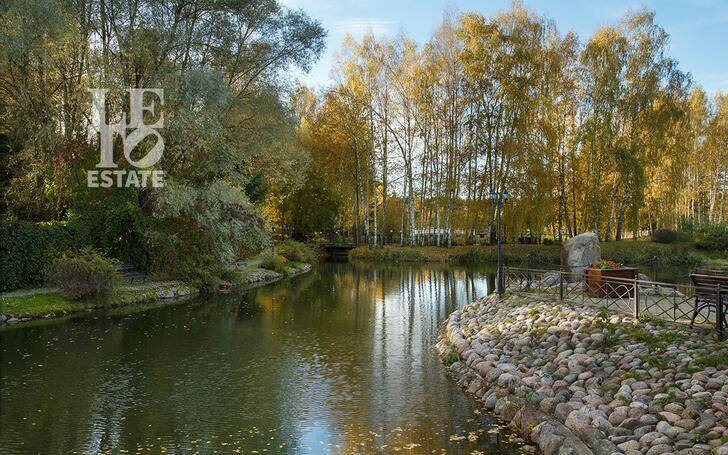 2-этажный коттедж 355 м² с отделкой