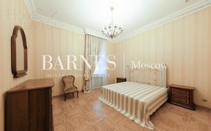 2-этажный коттедж 1 250 м² с отделкой