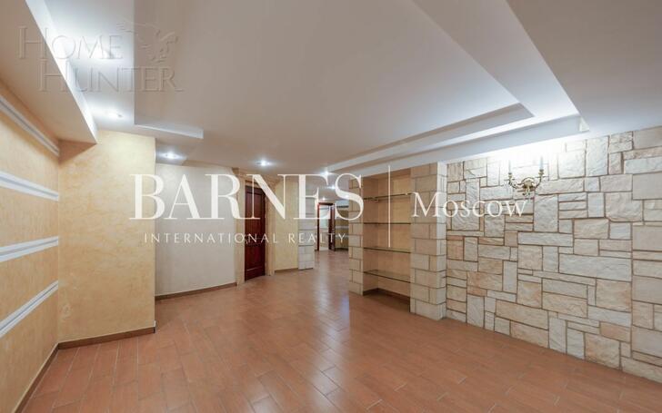 2-этажный коттедж 1 250 м² с отделкой