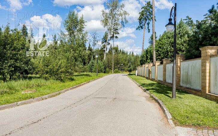 2-этажный коттедж 272 м² без отделки