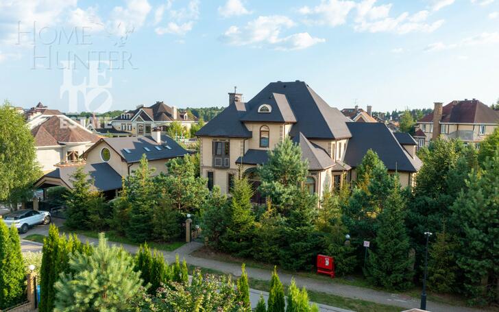 2-этажный коттедж 355 м² с отделкой