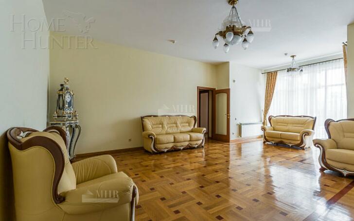 2-этажный коттедж 720 м² с отделкой