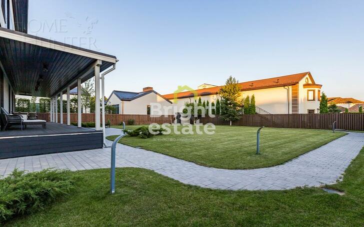 2-этажный коттедж 500 м² с отделкой