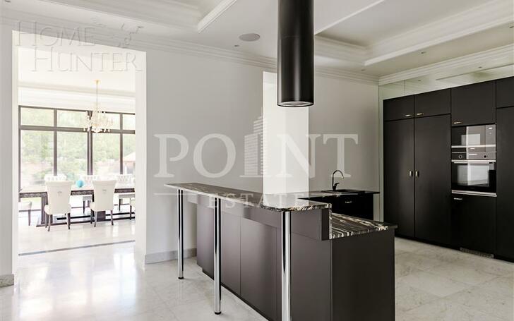 2-этажный коттедж 600 м² с отделкой