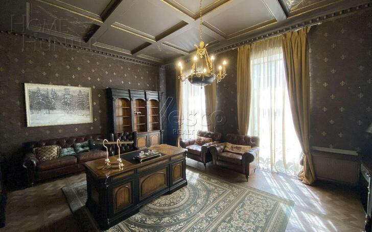 3-этажный коттедж 2 000 м² с отделкой