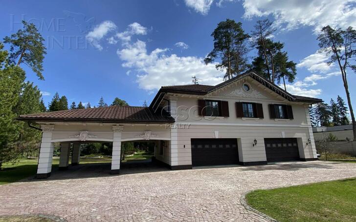 3-этажный коттедж 2 000 м² с отделкой
