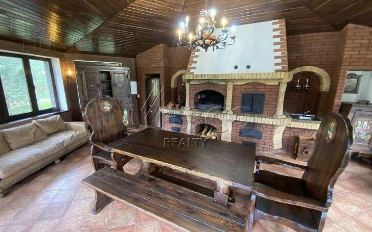 3-этажный коттедж 2 000 м² с отделкой