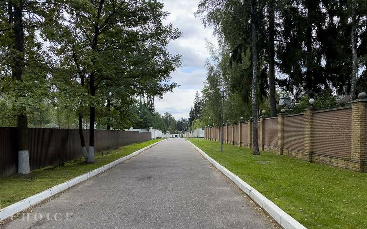 Участок 62.2 сот. в охраняемом поселке