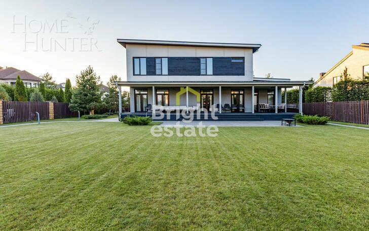 2-этажный коттедж 500 м² с отделкой