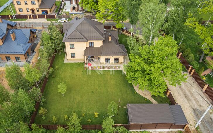 2-этажный коттедж 272 м² с отделкой