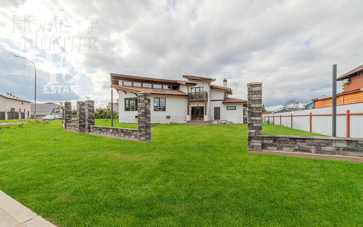 2-этажный коттедж 328.4 м² с отделкой