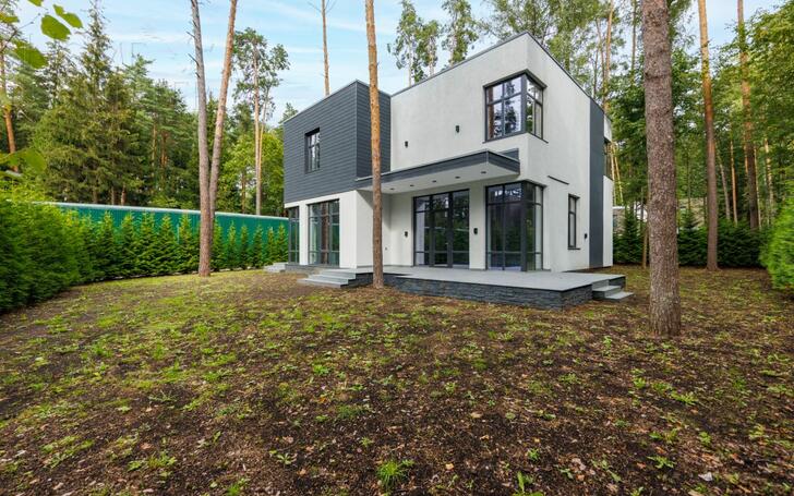 2-этажный коттедж 300.3 м² с отделкой