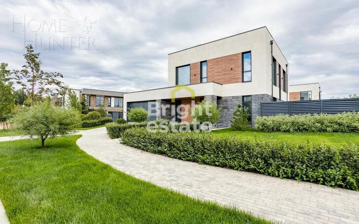 2-этажный коттедж 352.1 м² без отделки